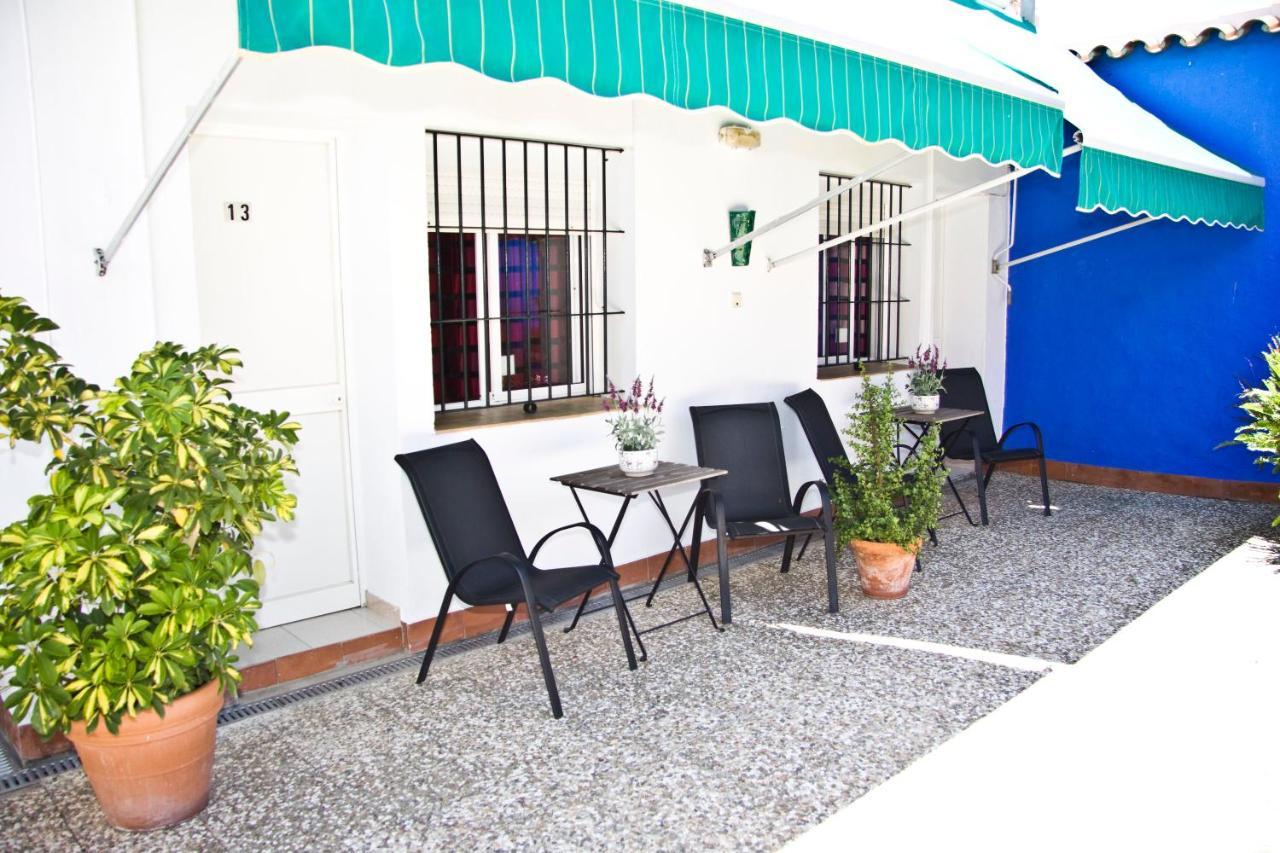 Hostal El Faro Chipiona Exterior foto